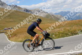 Photo #2672982 | 16-08-2022 15:00 | Passo Dello Stelvio - Peak BICYCLES