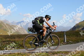 Photo #3910350 | 16-08-2023 10:19 | Passo Dello Stelvio - Peak BICYCLES