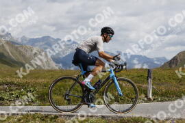 Photo #3619392 | 29-07-2023 11:01 | Passo Dello Stelvio - Peak BICYCLES