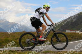 Foto #3872481 | 14-08-2023 10:16 | Passo Dello Stelvio - die Spitze BICYCLES