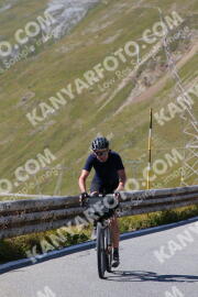 Photo #2672968 | 16-08-2022 15:00 | Passo Dello Stelvio - Peak BICYCLES