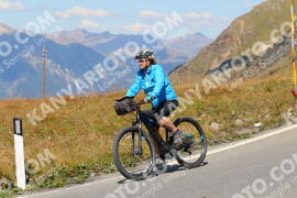 Photo #2740093 | 25-08-2022 13:56 | Passo Dello Stelvio - Peak BICYCLES