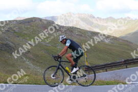 Foto #3931596 | 18-08-2023 10:17 | Passo Dello Stelvio - die Spitze BICYCLES
