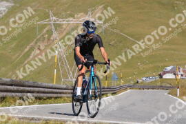 Foto #3980381 | 20-08-2023 10:18 | Passo Dello Stelvio - die Spitze BICYCLES
