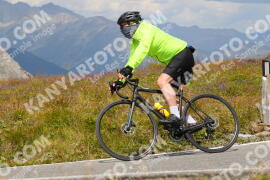 Foto #3832524 | 12-08-2023 13:37 | Passo Dello Stelvio - die Spitze BICYCLES