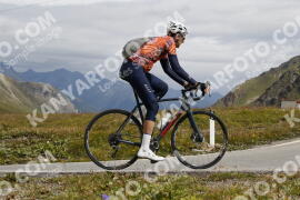 Photo #3694586 | 02-08-2023 11:13 | Passo Dello Stelvio - Peak BICYCLES
