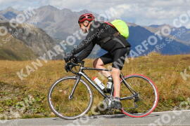 Photo #4293194 | 19-09-2023 13:36 | Passo Dello Stelvio - Peak BICYCLES