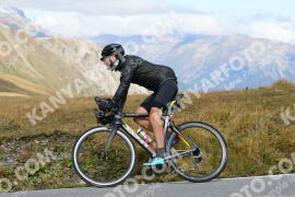 Photo #4299532 | 24-09-2023 12:33 | Passo Dello Stelvio - Peak BICYCLES