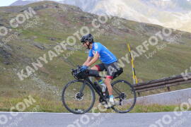 Photo #3931548 | 18-08-2023 10:12 | Passo Dello Stelvio - Peak BICYCLES