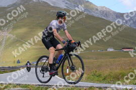 Photo #3931973 | 18-08-2023 10:55 | Passo Dello Stelvio - Peak BICYCLES