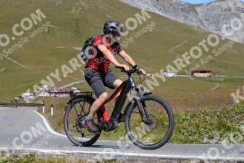 Foto #3809413 | 11-08-2023 11:44 | Passo Dello Stelvio - die Spitze BICYCLES