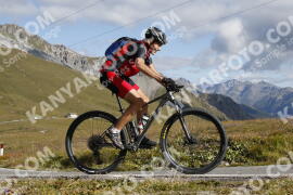 Foto #3782974 | 10-08-2023 09:34 | Passo Dello Stelvio - die Spitze BICYCLES