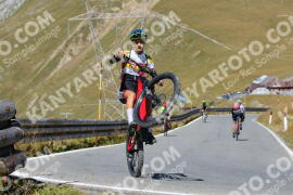 Photo #2736660 | 25-08-2022 12:10 | Passo Dello Stelvio - Peak BICYCLES