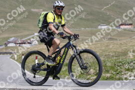 Photo #3177052 | 20-06-2023 11:36 | Passo Dello Stelvio - Peak BICYCLES