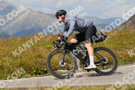 Foto #3940628 | 18-08-2023 15:07 | Passo Dello Stelvio - die Spitze BICYCLES