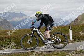 Photo #3695924 | 02-08-2023 11:54 | Passo Dello Stelvio - Peak BICYCLES