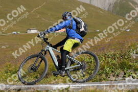 Foto #3807564 | 11-08-2023 10:48 | Passo Dello Stelvio - die Spitze BICYCLES