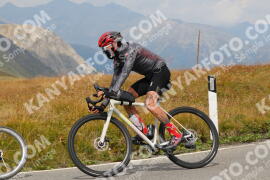 Photo #2680411 | 17-08-2022 13:36 | Passo Dello Stelvio - Peak BICYCLES