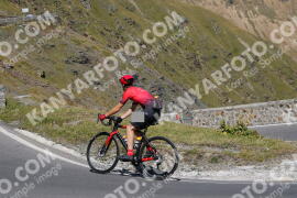 Photo #2719966 | 23-08-2022 14:41 | Passo Dello Stelvio - Prato side BICYCLES