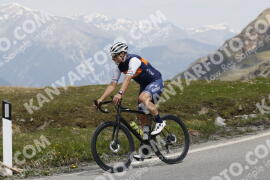 Photo #3125033 | 17-06-2023 12:09 | Passo Dello Stelvio - Peak BICYCLES