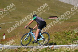Photo #3965946 | 19-08-2023 13:56 | Passo Dello Stelvio - Peak BICYCLES