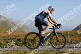 Photo #4045327 | 24-08-2023 09:24 | Passo Dello Stelvio - Peak BICYCLES