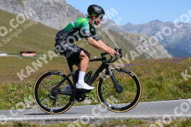Foto #3808674 | 11-08-2023 11:26 | Passo Dello Stelvio - die Spitze BICYCLES