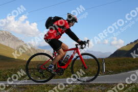 Photo #3910530 | 16-08-2023 10:35 | Passo Dello Stelvio - Peak BICYCLES