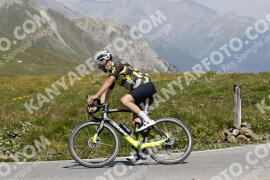 Foto #3424576 | 11-07-2023 12:24 | Passo Dello Stelvio - die Spitze BICYCLES