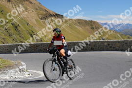 Photo #2717489 | 23-08-2022 11:13 | Passo Dello Stelvio - Prato side BICYCLES