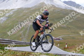 Photo #3921559 | 17-08-2023 13:06 | Passo Dello Stelvio - Peak BICYCLES