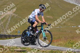 Photo #3982960 | 20-08-2023 12:00 | Passo Dello Stelvio - Peak BICYCLES