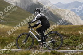 Photo #3698043 | 02-08-2023 12:49 | Passo Dello Stelvio - Peak BICYCLES