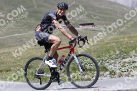 Photo #3223229 | 25-06-2023 13:59 | Passo Dello Stelvio - Peak BICYCLES