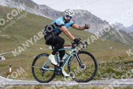 Foto #3750896 | 08-08-2023 10:17 | Passo Dello Stelvio - die Spitze BICYCLES