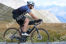 Photo #2752165 | 26-08-2022 11:47 | Passo Dello Stelvio - Peak BICYCLES