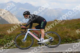 Photo #3920437 | 17-08-2023 12:09 | Passo Dello Stelvio - Peak BICYCLES