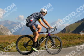 Photo #4015771 | 22-08-2023 09:46 | Passo Dello Stelvio - Peak BICYCLES