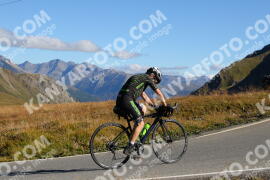 Photo #2696401 | 21-08-2022 09:26 | Passo Dello Stelvio - Peak BICYCLES