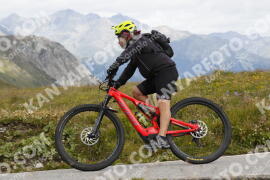 Photo #3648658 | 30-07-2023 11:11 | Passo Dello Stelvio - Peak BICYCLES