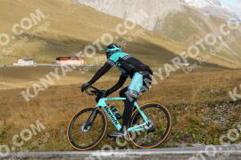 Foto #4299488 | 24-09-2023 12:00 | Passo Dello Stelvio - die Spitze BICYCLES