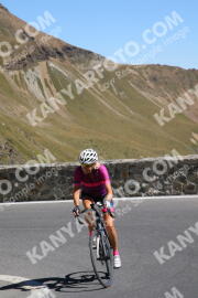 Photo #2718637 | 23-08-2022 12:51 | Passo Dello Stelvio - Prato side BICYCLES