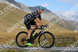 Photo #4296170 | 20-09-2023 11:36 | Passo Dello Stelvio - Peak BICYCLES