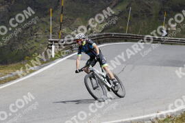 Photo #3626545 | 29-07-2023 13:15 | Passo Dello Stelvio - Peak BICYCLES