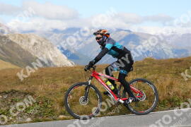 Foto #4299577 | 24-09-2023 13:01 | Passo Dello Stelvio - die Spitze BICYCLES