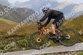 Photo #3931929 | 18-08-2023 10:50 | Passo Dello Stelvio - Peak BICYCLES