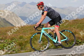Photo #4037623 | 23-08-2023 13:48 | Passo Dello Stelvio - Peak BICYCLES