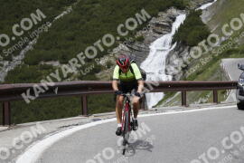 Photo #3191607 | 22-06-2023 12:21 | Passo Dello Stelvio - Waterfall curve BICYCLES