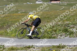 Photo #3529383 | 18-07-2023 12:20 | Passo Dello Stelvio - Peak BICYCLES
