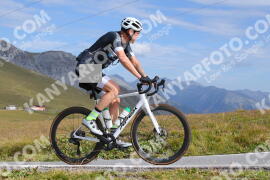 Photo #3919260 | 17-08-2023 09:59 | Passo Dello Stelvio - Peak BICYCLES